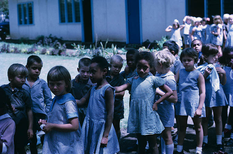 Fabulous Photos Show Life in Papua New Guinea in the 1970s