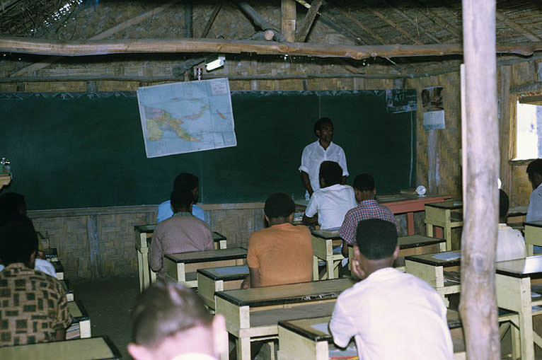 Fabulous Photos Show Life in Papua New Guinea in the 1970s