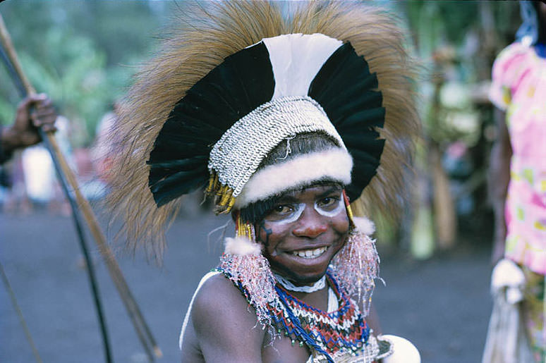 Fabulous Photos Show Life in Papua New Guinea in the 1970s