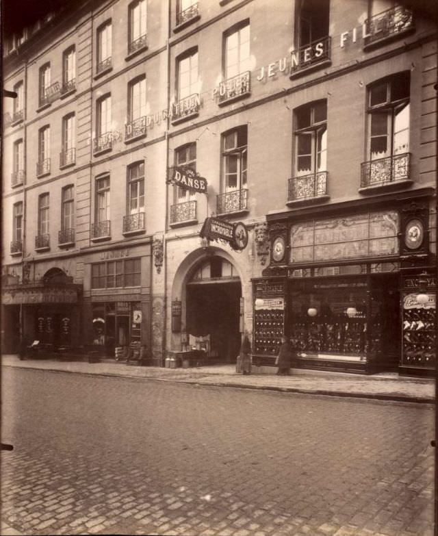 Maison de Rapport du Couvent St. Lazare – 105 Fbg. St. Denis, 1909.