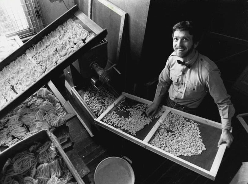 Alex Federici, making pasta in his Leichhardt shop, "Buon Appetito Products", 1983