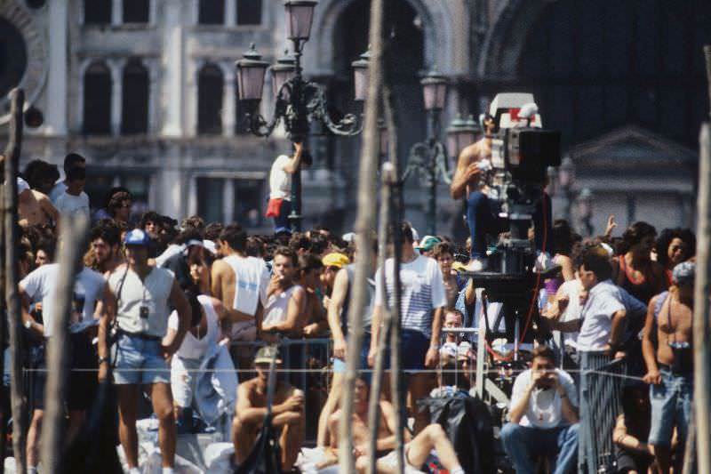 Pink Floyd's Famous Floating Concert in Venice that forced the City Council to Resign, 1989