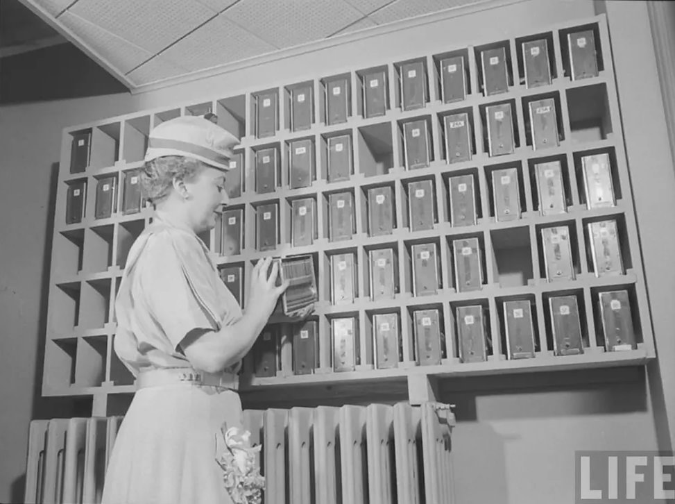 Pre-Internet Online Shopping Store: Customers Ordered Products from the Screens and the Company Shipped