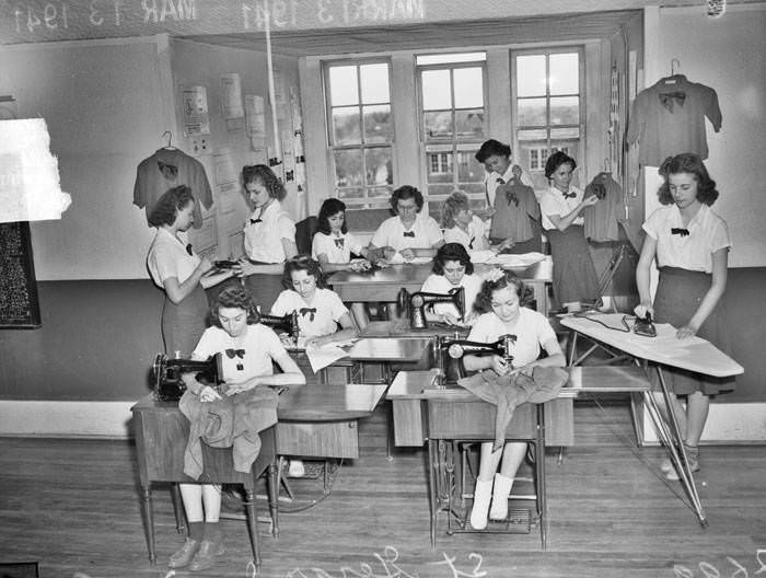 Students sewing garments for Red Cross, 1941