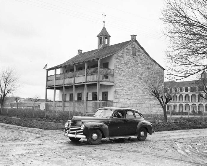 Old St. Louis School building (left) and Moye Military Academy, 1941