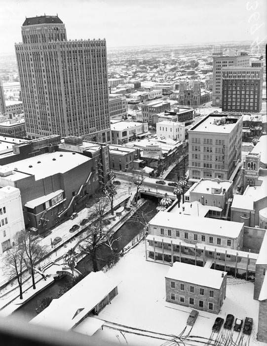 Snow on building rooftops, San Antonio, 1949