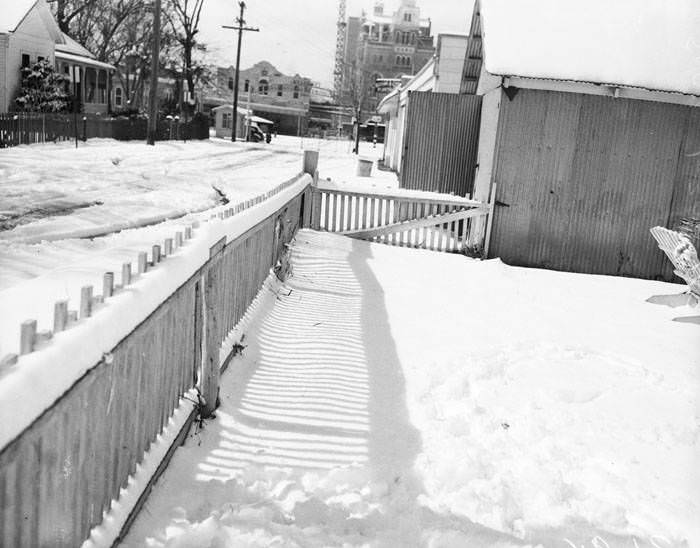 Snow in downtown San Antonio, 1949