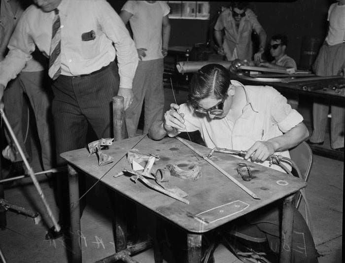 Edward de la Garza soldering, 1941