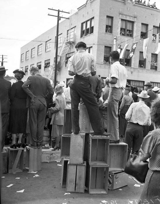 Spectators on Houston Street - 1940 Battle of Flowers Parade, 1940