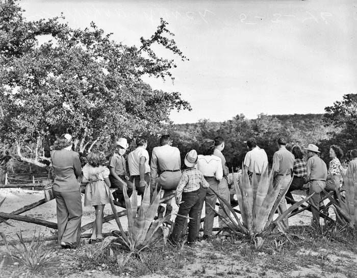 Guests at Mayan Dude Ranch, Bandera, 1946