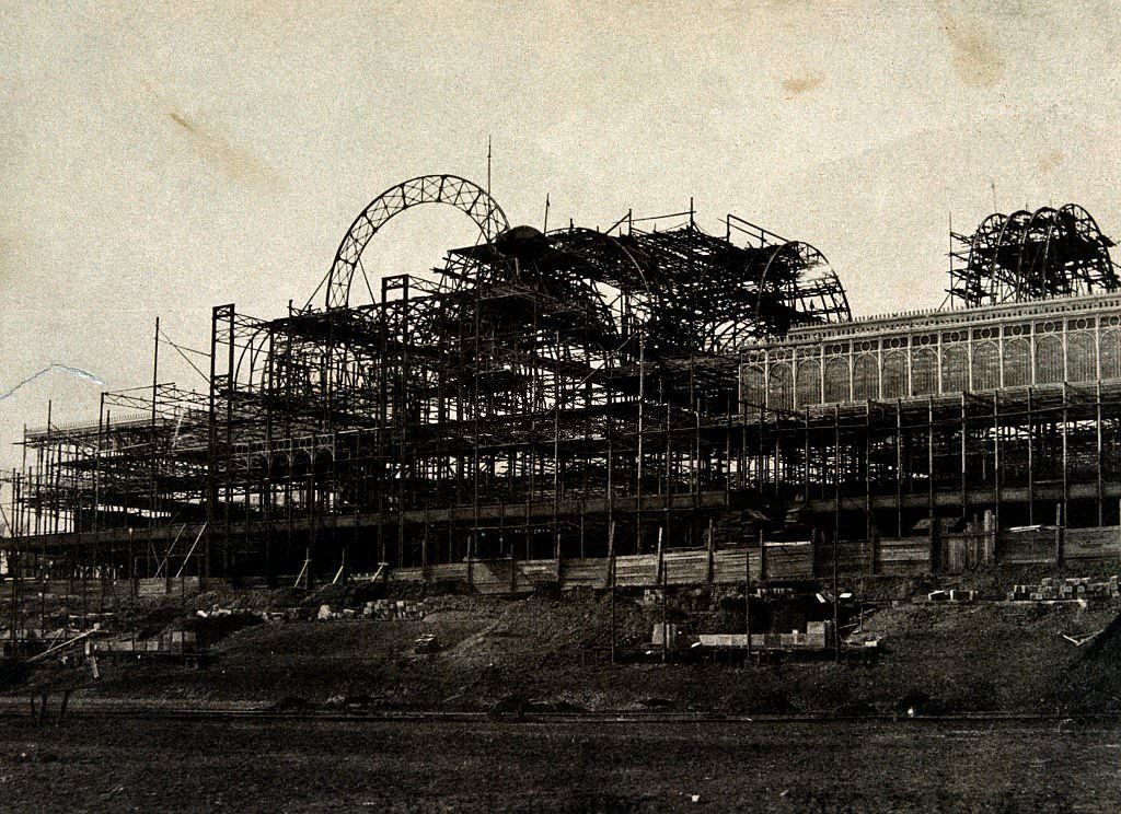 A view of the south transpet of the Crystal Palace built for the Great Exhibition of 1851.