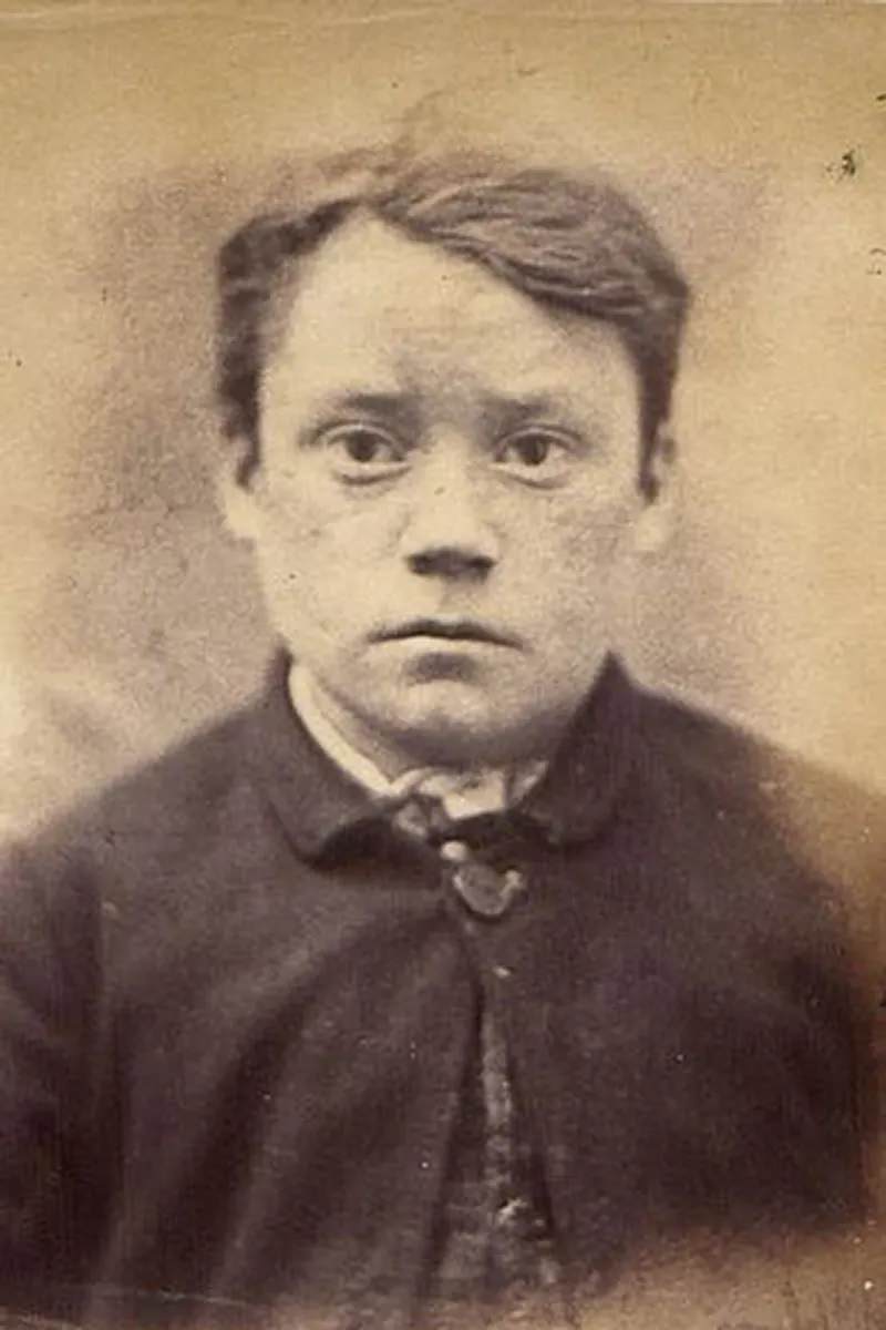 Alfred Blackwell, 16, was sentenced to three months of hard labor at Oxford Gaol for stealing 6lbs of Australian meat.