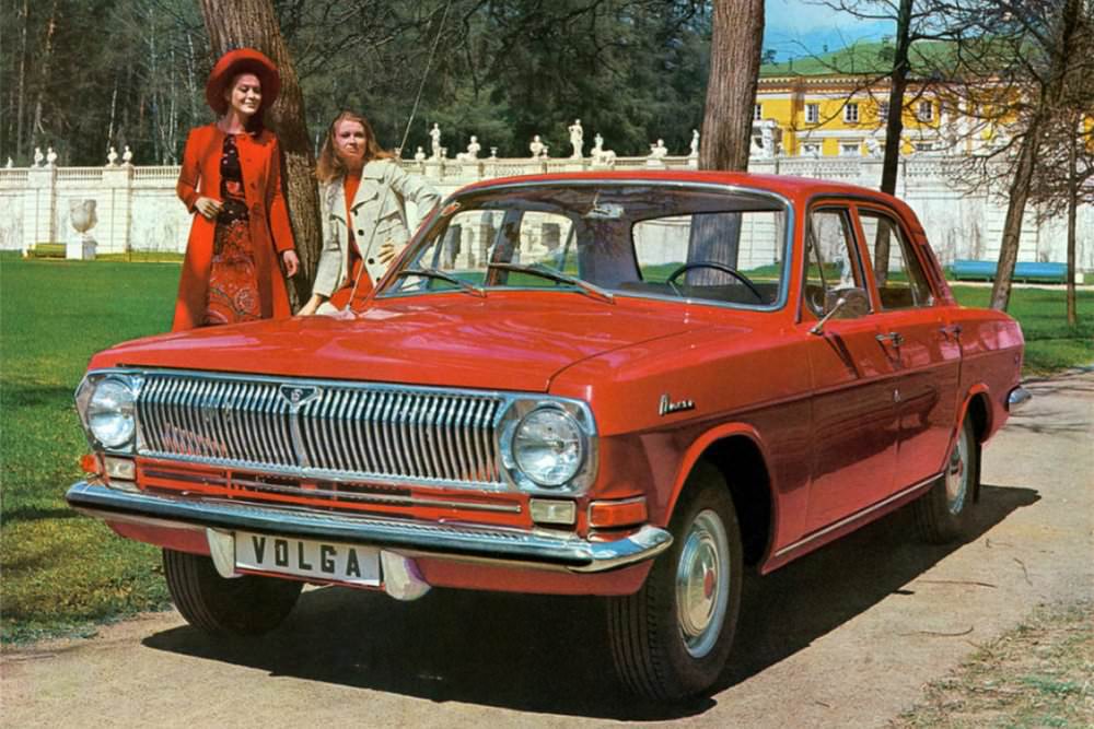 Stunning Vintage Advertisements of Soviet Cars from the 1970s and 1980s