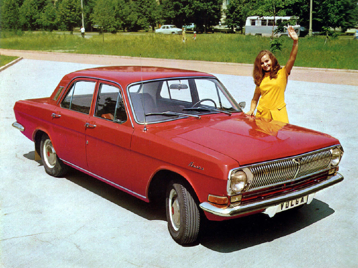 Stunning Vintage Advertisements of Soviet Cars from the 1970s and 1980s