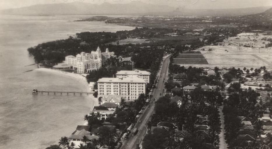 Kalakaua Birdseye Waikiki.