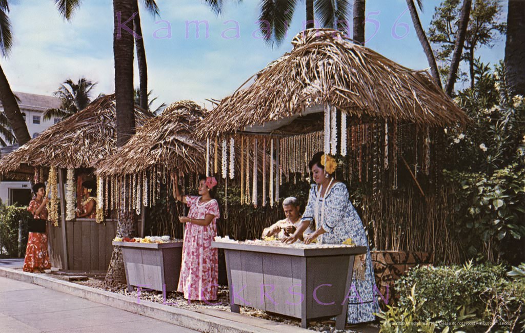 Kalakaua Avenue scene next to the Moana Hotel and the long-gone Outrigger Arcade, 1960s