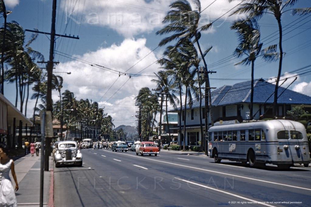 View along Waikiki’s Kalakaua Avenue from between Lewers Road and Royal Hawaiian Avenue, 1950s