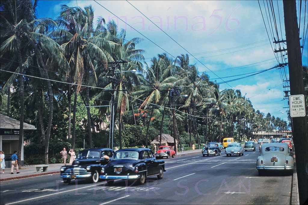 Looking west along Waikiki’s Kalakaua Avenue from around where the old Don the Beachcomber’s would have been, 1954