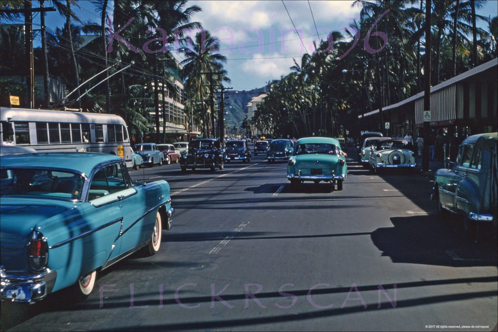 Continuing the Kalakaua Avenue cruise just past Seaside Avenue, a block Diamond Head from the previous photo, 1956