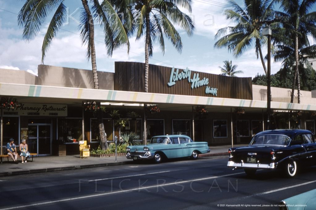 Liberty House Waikiki department store on Kalakaua Avenue, 1961.
