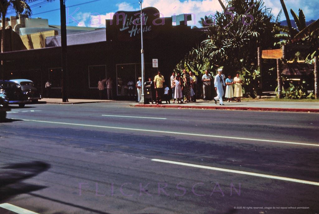 The Liberty House Waikiki viewed from across Kalakaua Avenue, 1950