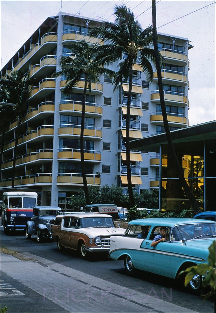 Looking makai down Lewers Road in Waikiki. The building on the right is the Bishop Bank Waikiki, 1957