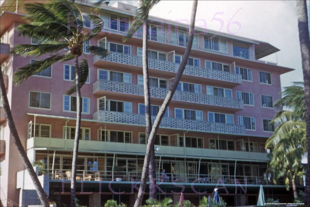 The Edgewater Hotel on the corner of Beach Walk and Kalia Road in Waikiki, before the second wing went up at the right, 1953