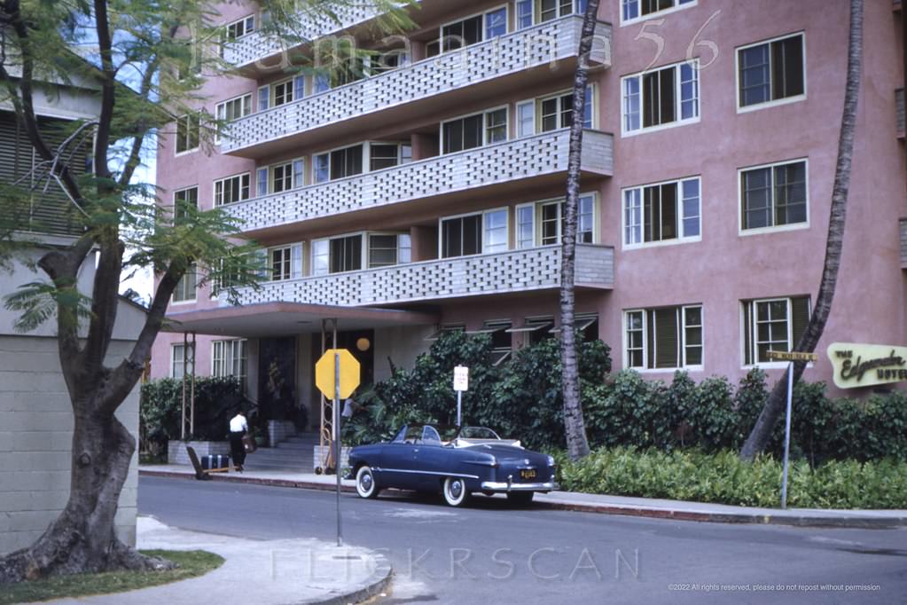 The Makai (seaward) wing of Hotelier Roy Kelley’s Edgewater Hotel, viewed from the corner of Waikiki's Kalia Road at Beachwalk, 1951
