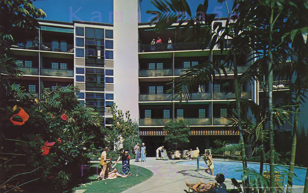 Grounds at the 5-floor Polynesian Hotel on the corner of Beach Walk and Kalakaua Avenue in Waikiki, 1960