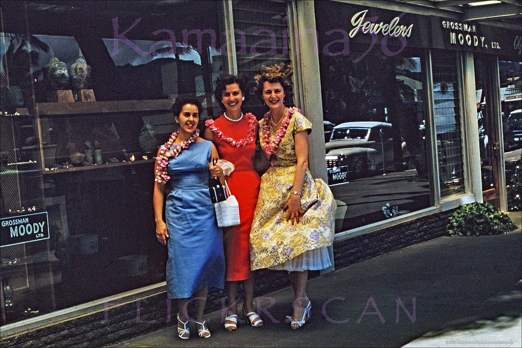 A trio of delightful ladies in front of Grossman Moody Ltd. Jewelers, 1950s.