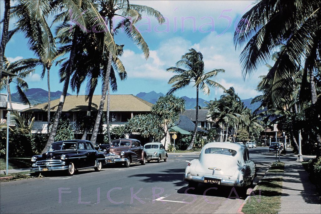 Looking inland along Waikiki’s Royal Hawaiian Avenue from just south of the Kuhio Avenue intersection, 1955.