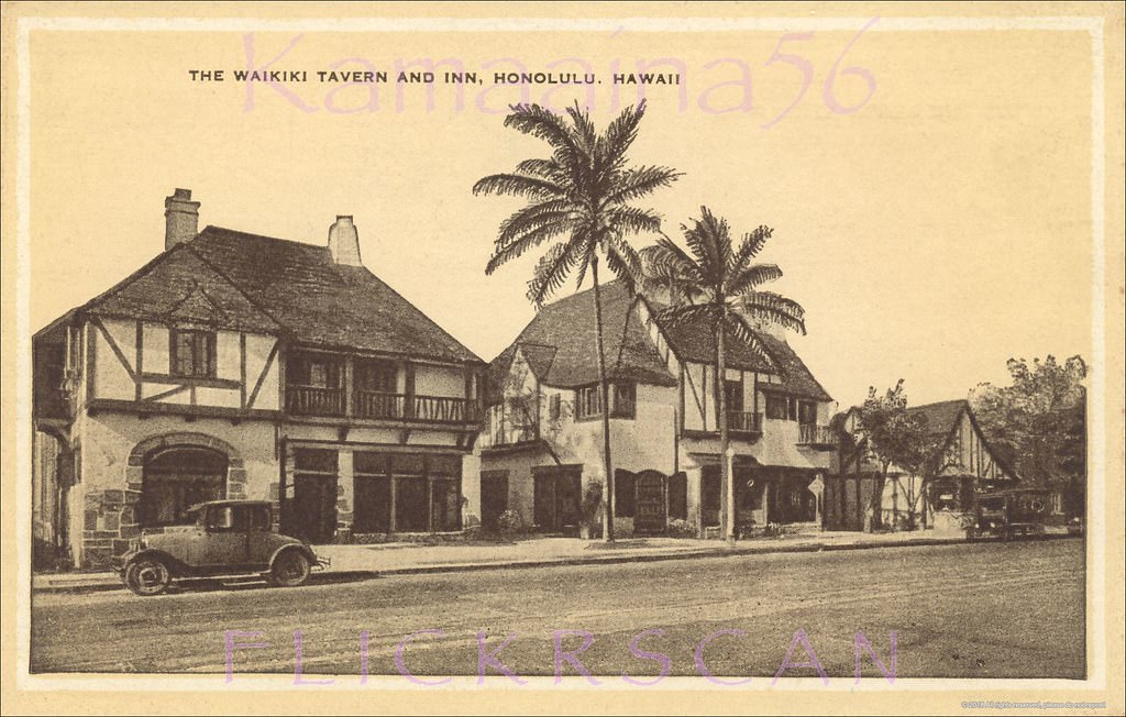 The old Waikiki Tavern and Inn on the makai (ocean) side of Waikiki’s Kalakaua Avenue, 1930s.