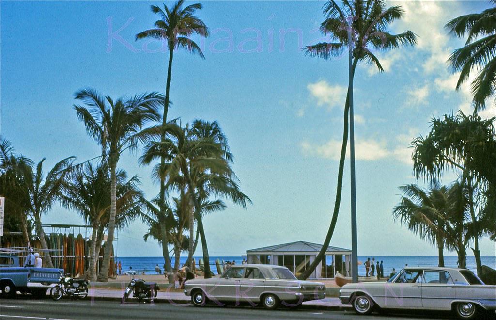 On-street parking along Kalakaua Avenue back in the days of two-way traffic, 1966