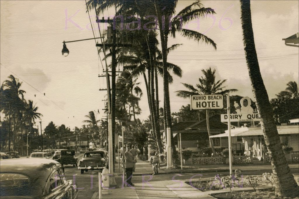 Looking west along Waikiki’s busy Kalakaua Avenue near the Kealohilani intersection, 1953.