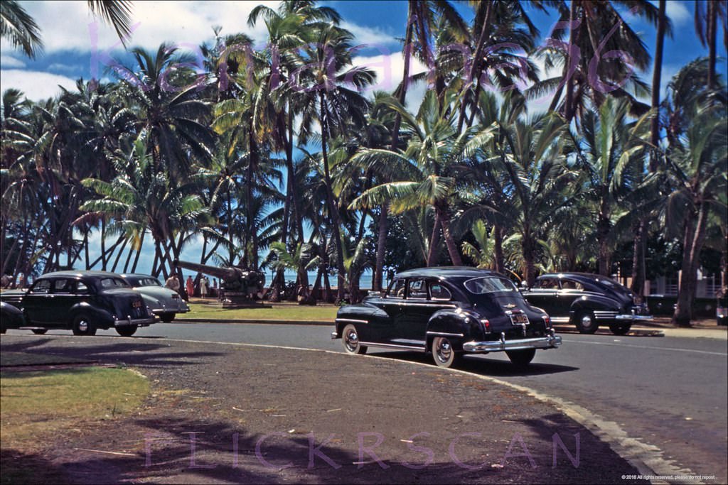 One of two 7” naval cannons that used to be on the Kalakaua Avenue side of the Waikiki Natatorium, 1949