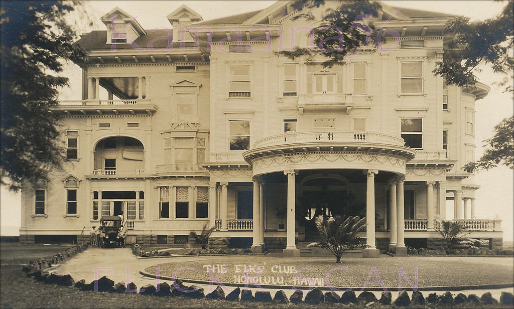 Kalakaua Avenue side of the landmark James B. Castle mansion “Kainalu” on the water at the tip of Diamond Head.