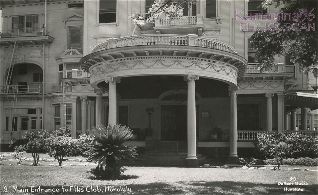 Waikiki Elks Club Main Entrance, 1940s