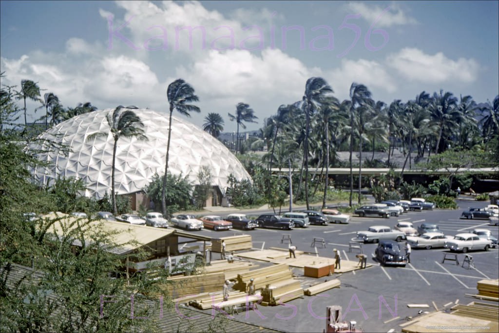 Kaiser Dome Birdseye Waikiki, 1960.