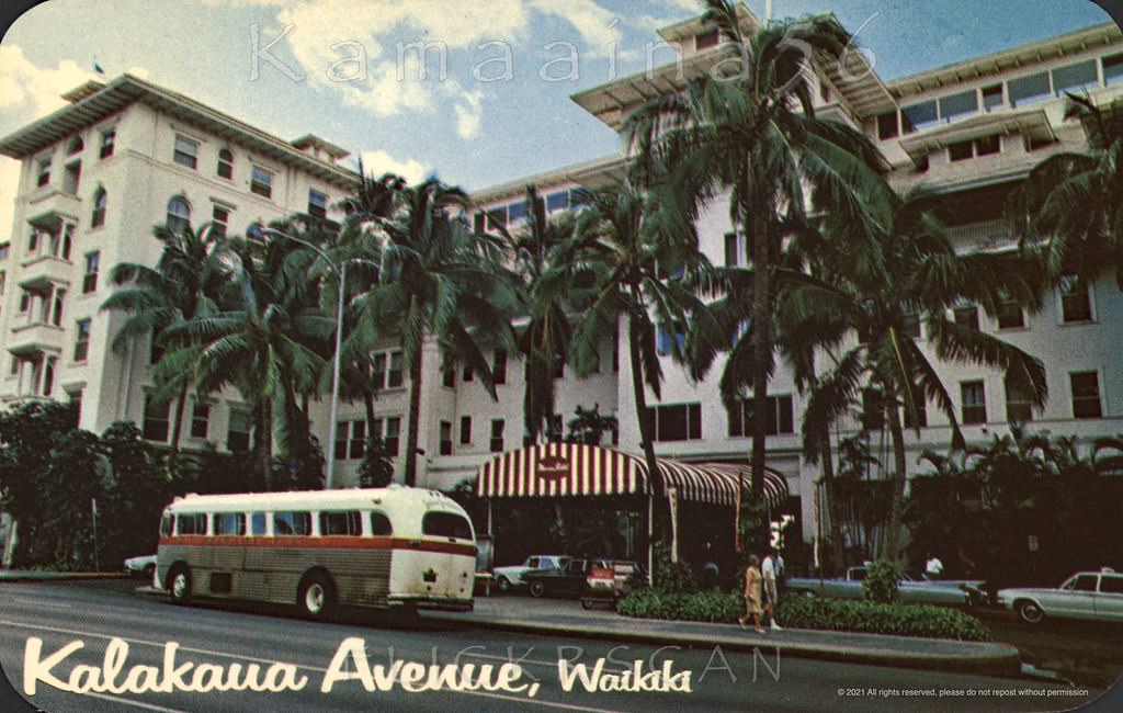 Street front of the Moana Hotel viewed from across Kalakaua Avenue, 1960s