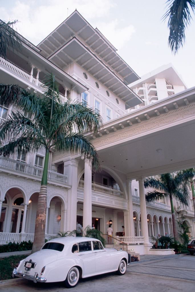 The Sheraton Moana Hotel in Waikiki Beach, 1970