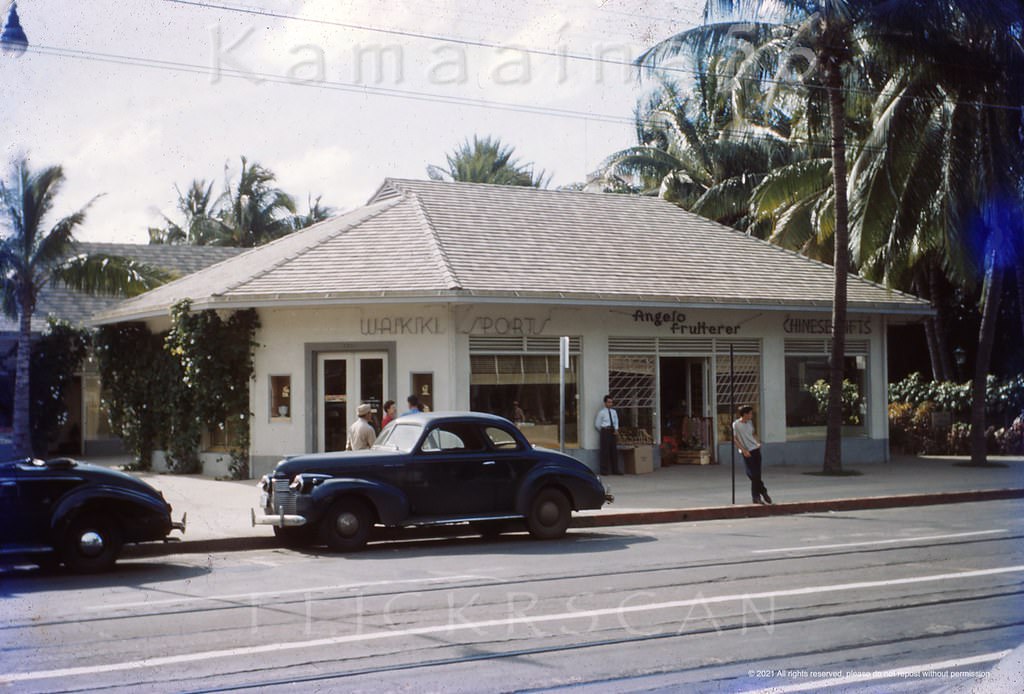 Outrigger Arcade on the Kalakaua Avenue side of the Outrigger Canoe Club, 1940s