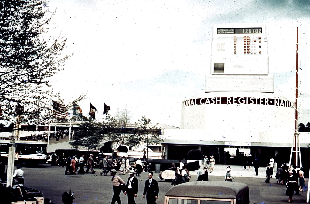 The National Cash Register Building at the 1939 New York World's Fair.