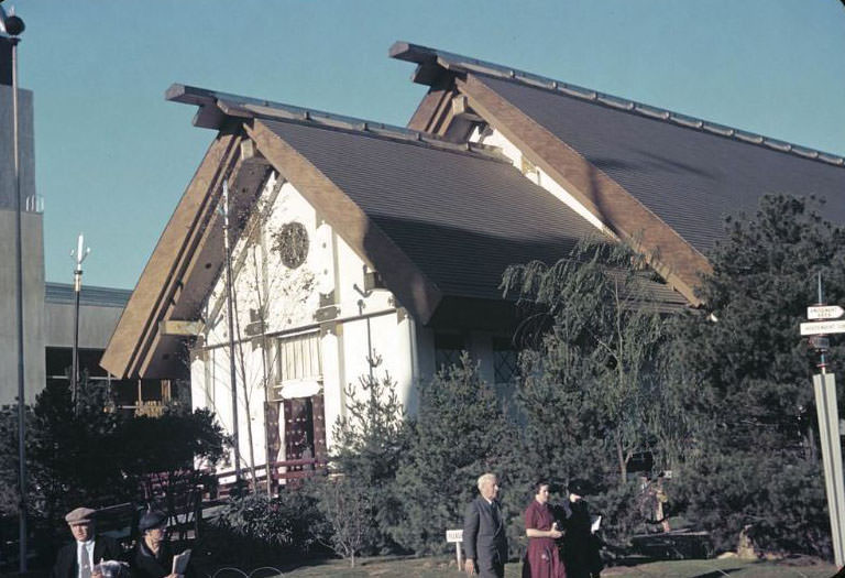 The Japan Pavilion next to the USSR (Soviet) Pavilion, 1939 New York World's Fair