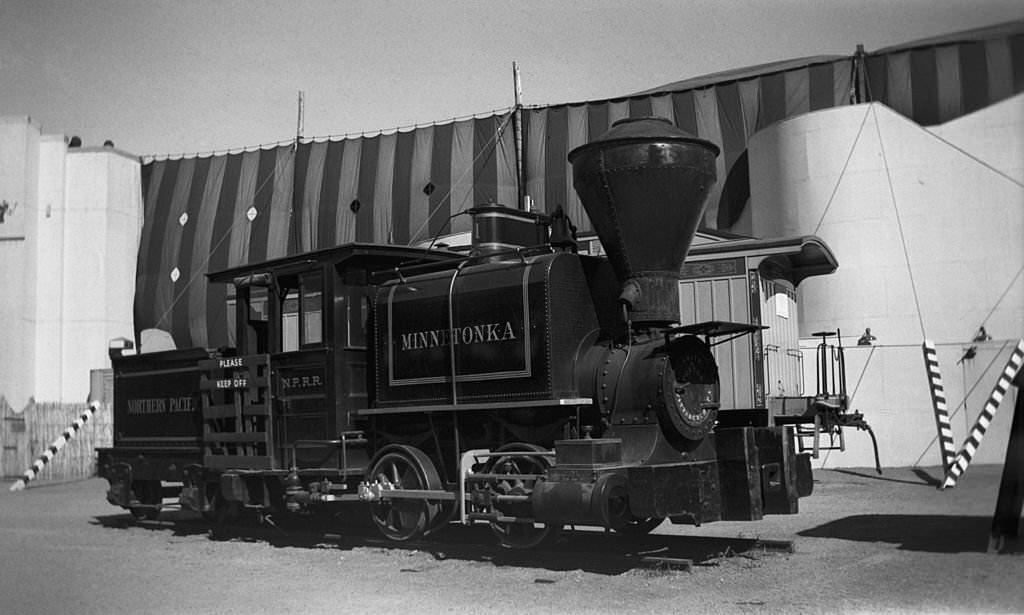 Steam locomotive 'Minnetonka' being exhibited at the 1939 New York World fair, USA, 7th September,1939.