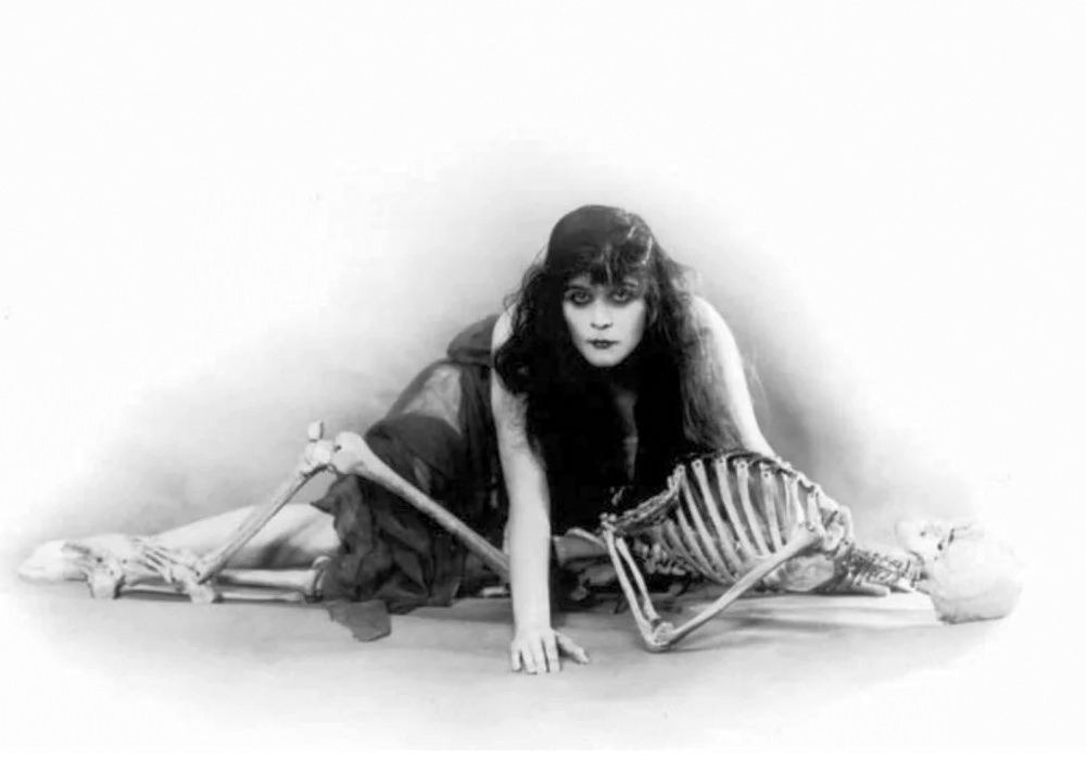 Theda Bara Posing with Skeleton for the Silent Film 'A Fool There Was (1915)
