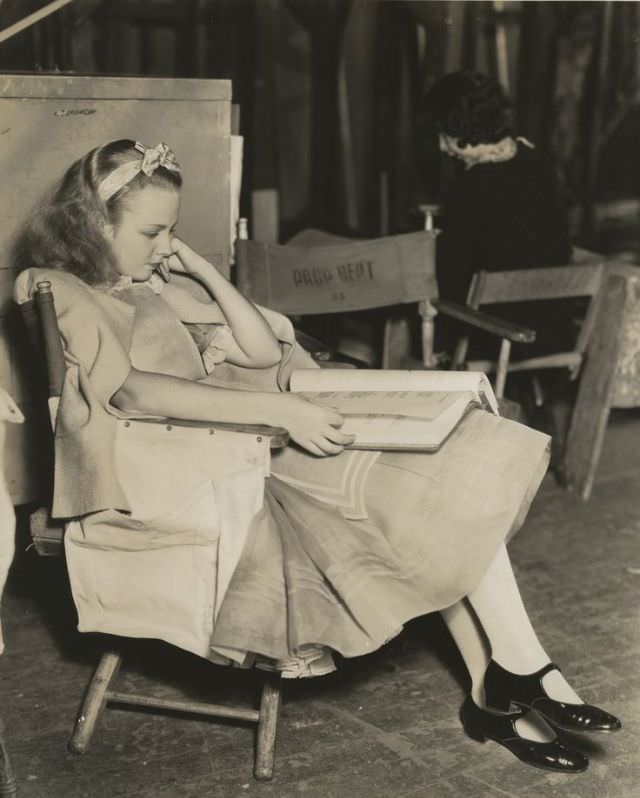 Gorgeous Photos of Charlotte Henry from the Filming of 'Alice in Wonderland (1933)'