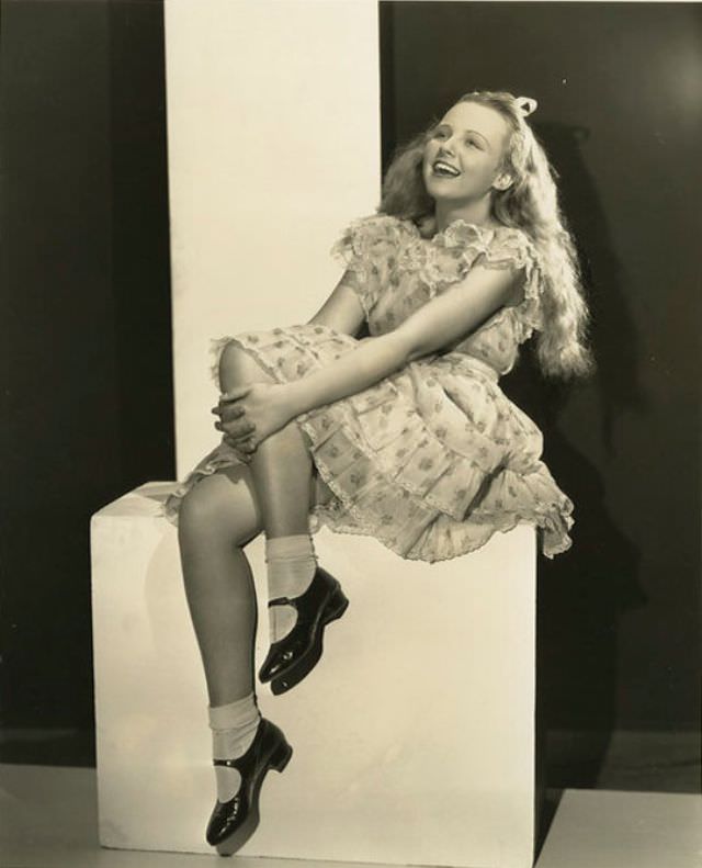 Gorgeous Photos of Charlotte Henry from the Filming of 'Alice in Wonderland (1933)'