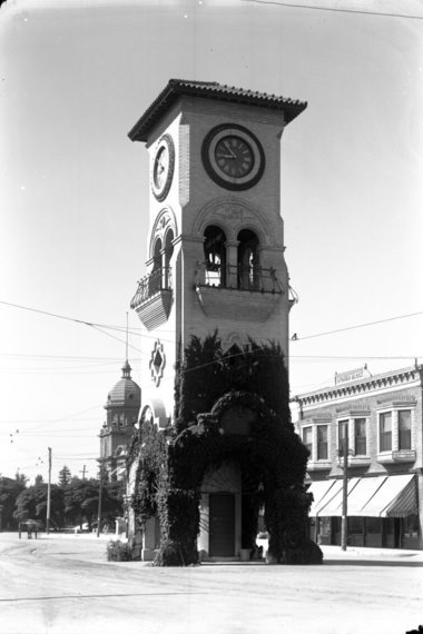 View of the Beale Clock Tower in Bakersfield, 1900