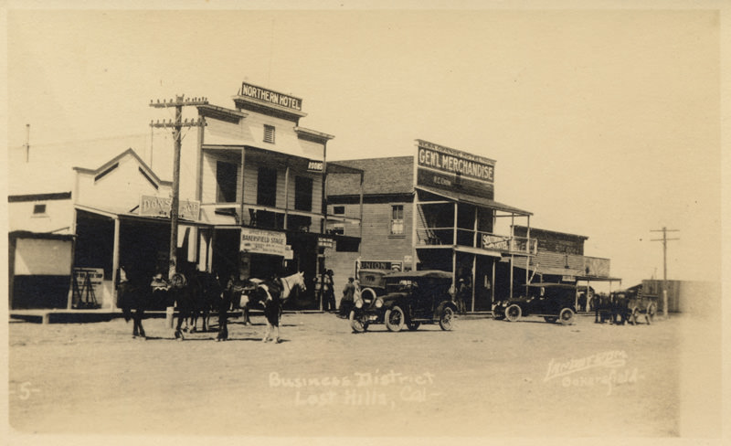 Business district Lost Hills, 1906