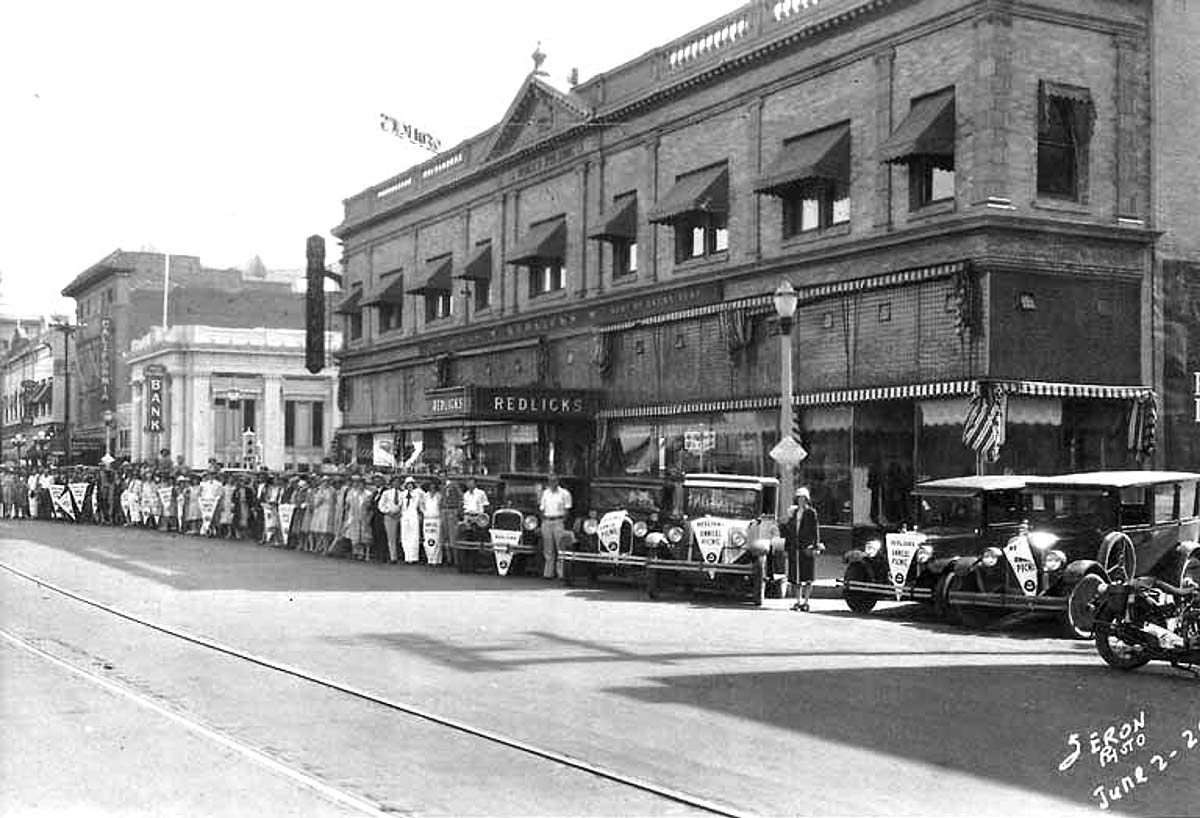 Department Store Redlick, Bakersfiled, 1906